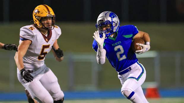 Forest Lake vs Eagan Oct29 Jeff Lawler42